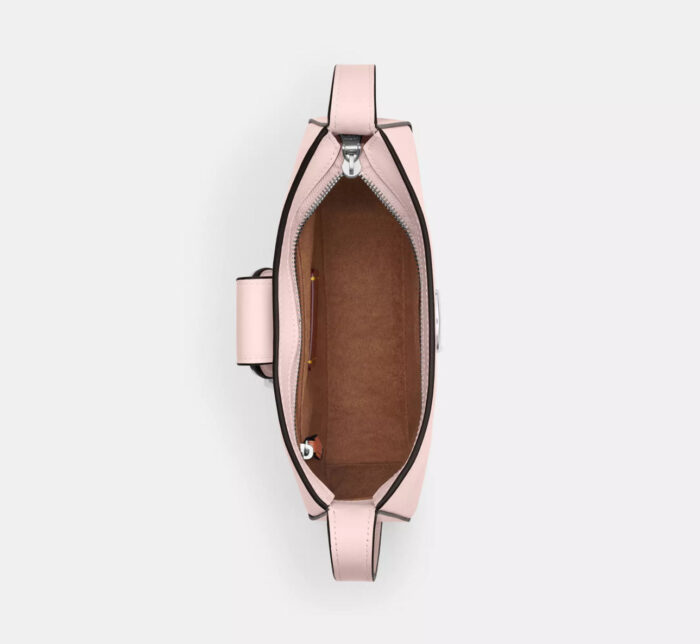NWT Coach Leather Eliza Shoulder Bag With Zipper Closure in Blush - Image 4